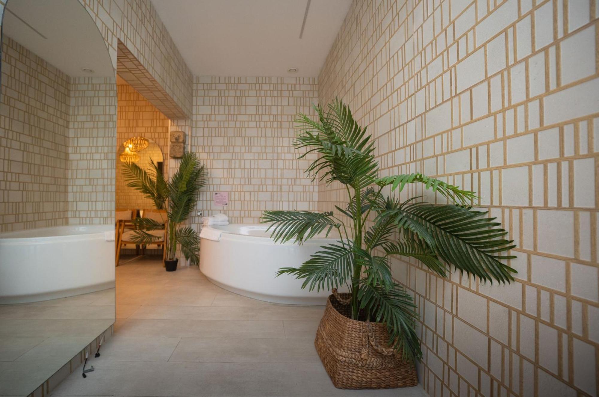 Estate Spa Boutique Hotel - Adults Only Rechovot Zewnętrze zdjęcie